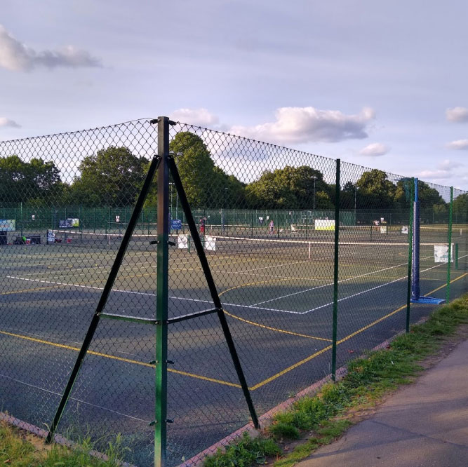 Pitshanger tennis courts